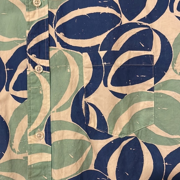 J Crew Beach Ball XL short sleeve button down - Picture 3 of 4